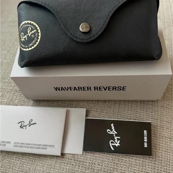 Ray-Ban Wayfarer Reverse Sunglasses with Black Case - Picture 6 of 7